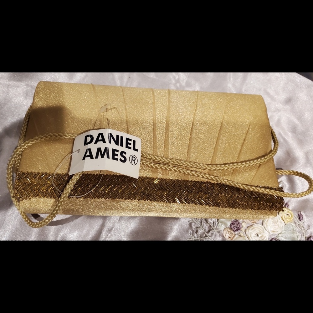 NWT VINTAGE Daniel Ames formal gold purse with sequence